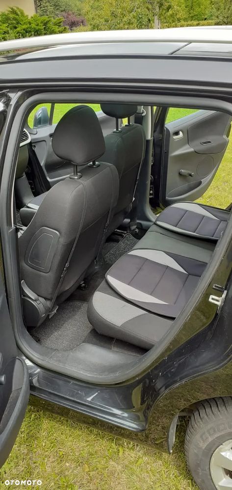 Peugeot 207 1.4 Trendy - 6