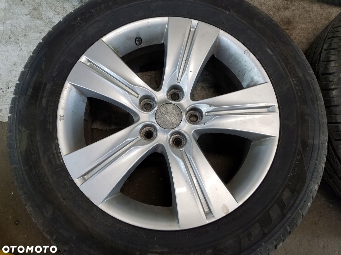 FELGI ALUMINIOWE ALUFELGI KIA SPORTAGE III R17 17 - 9