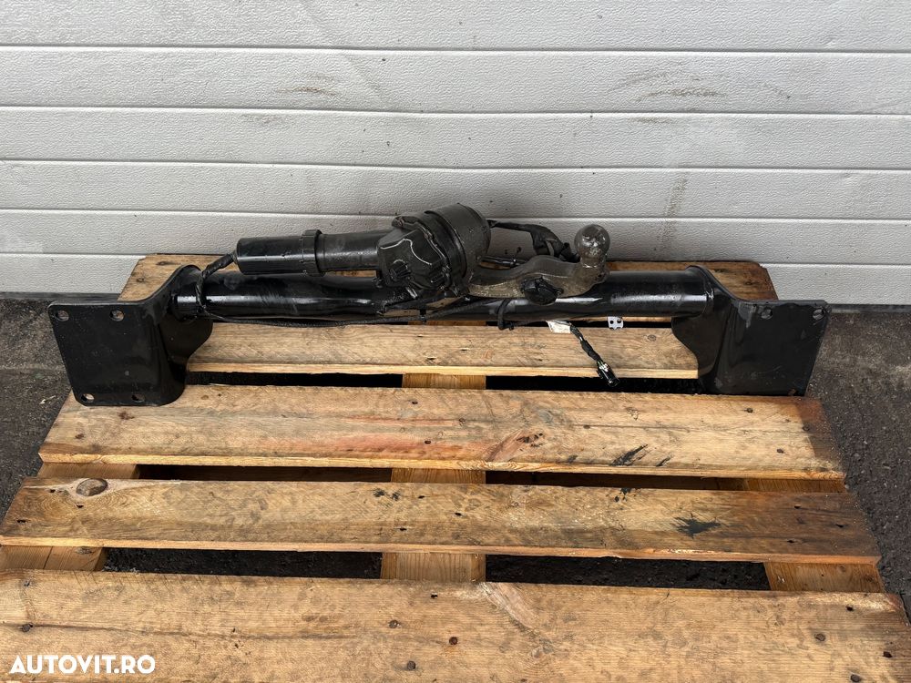 Cârlig tractare original bmw X5 F15 sau X6 F16 retractabil electric perfect Funcțional se poate proba