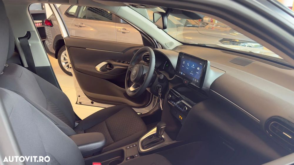 Toyota Yaris Cross 1.5 VVT-i HSD 4x2 Active - 18