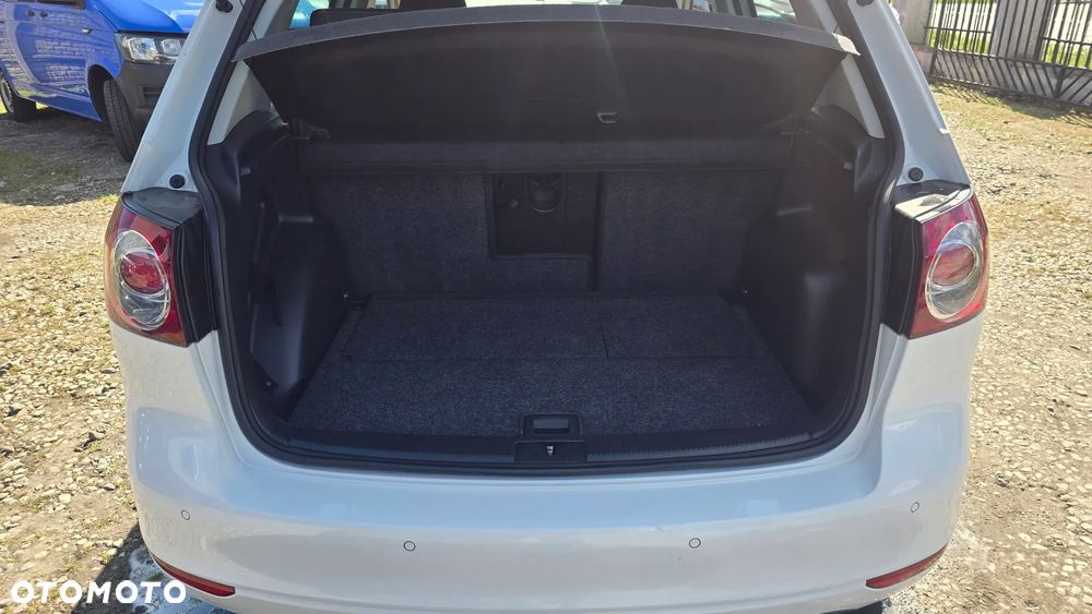 Volkswagen Golf Plus 2.0 TDI DSG Trendline - 16