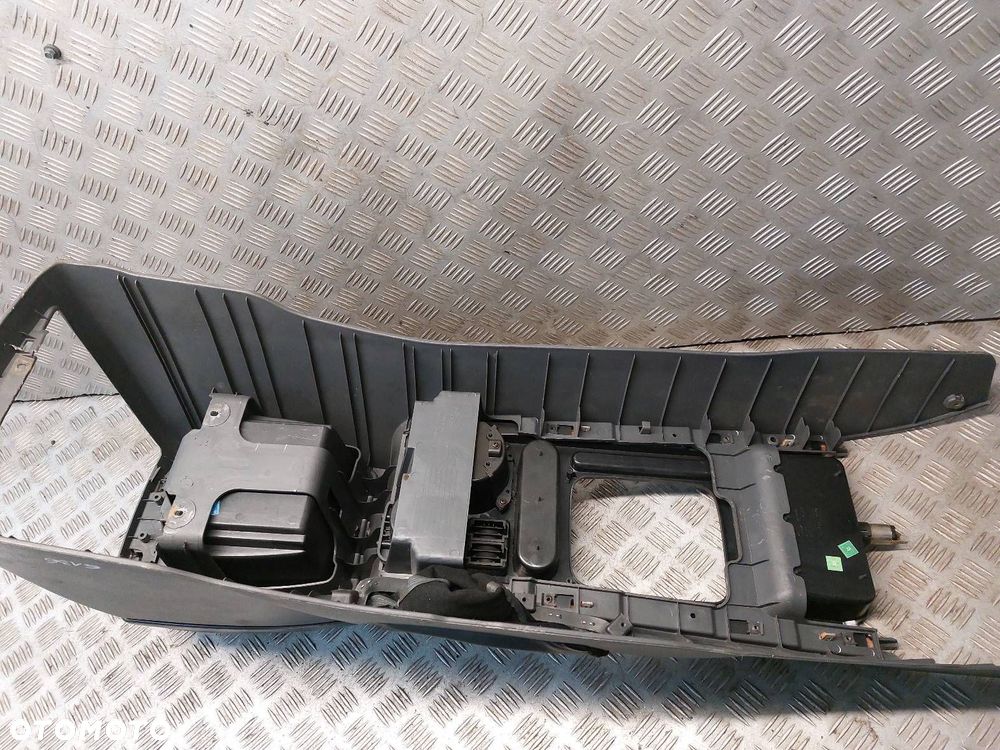 TUNEL ŚRODKOWY PODŁOKIETNIK KIA SORENTO I 84610-3E000 - 9