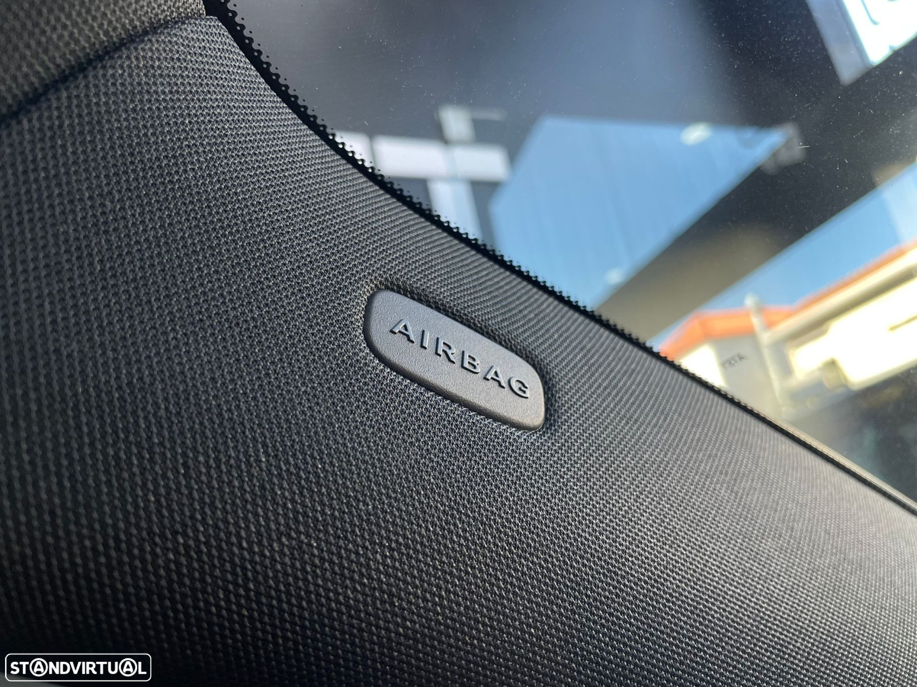 Mercedes-Benz GLA 180 d AMG Line - 29