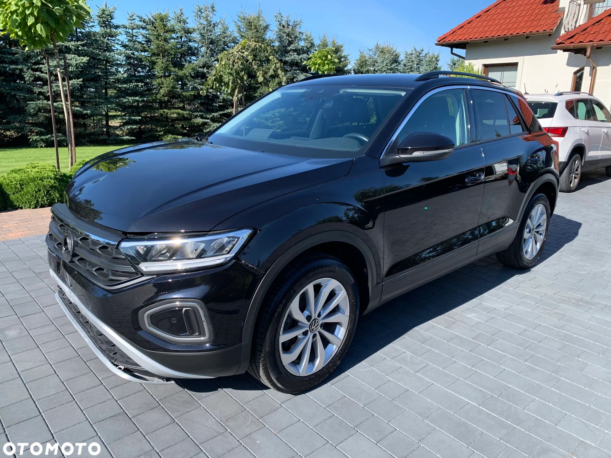 Volkswagen T-Roc 1.5 TSI ACT Premium - 1