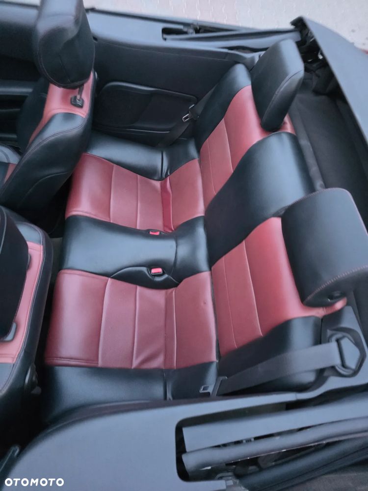 Ford Mustang 3.7 V6 Premium - 27