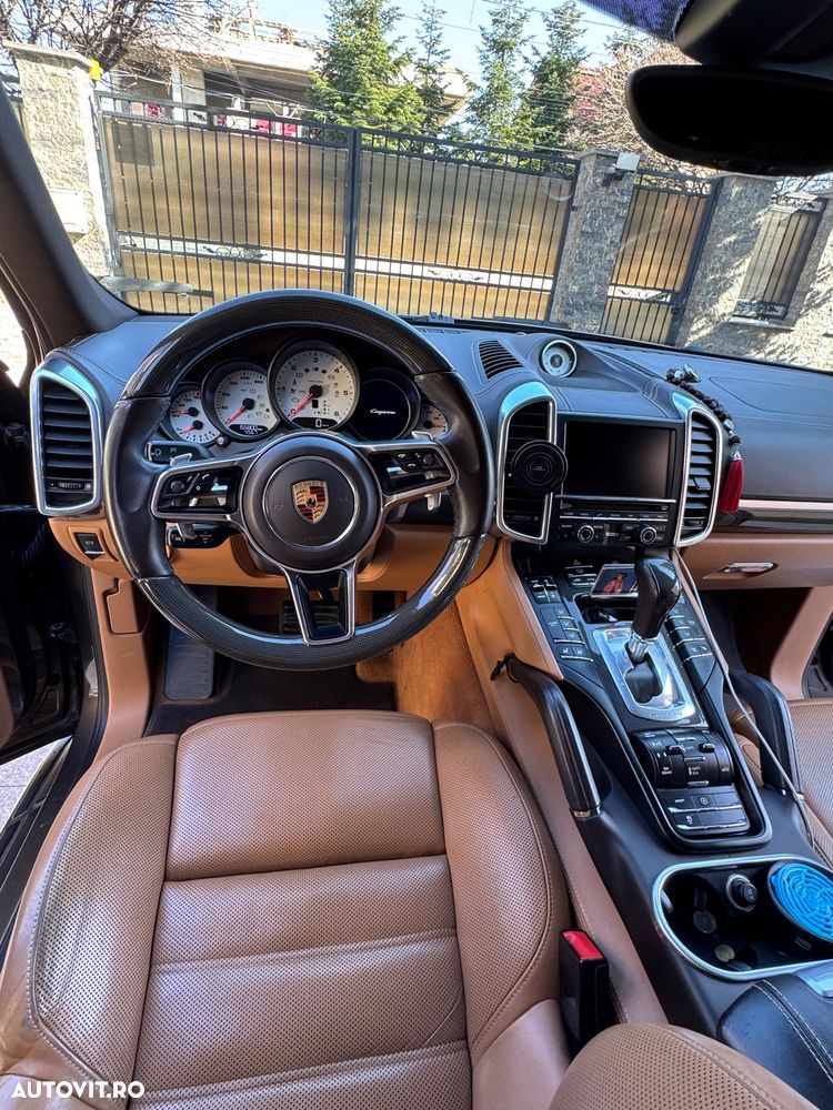 Porsche Cayenne Diesel Tiptronic S - 12