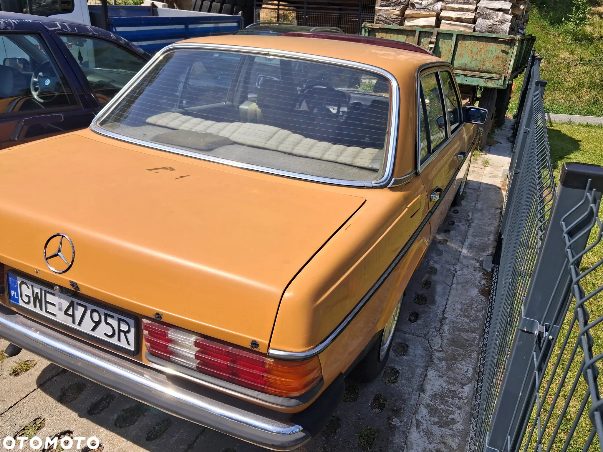 Mercedes-Benz W123 - 4