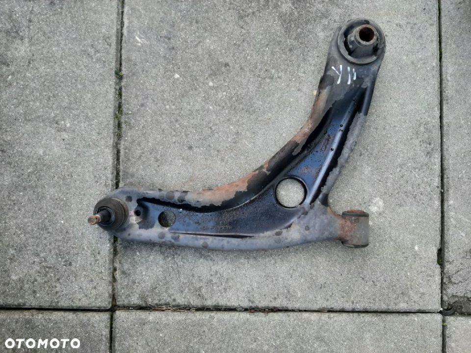 WAHACZ LEWY PRAWY TOYOTA YARIS II III 2006- 1.0 1.3 1.4 - 7