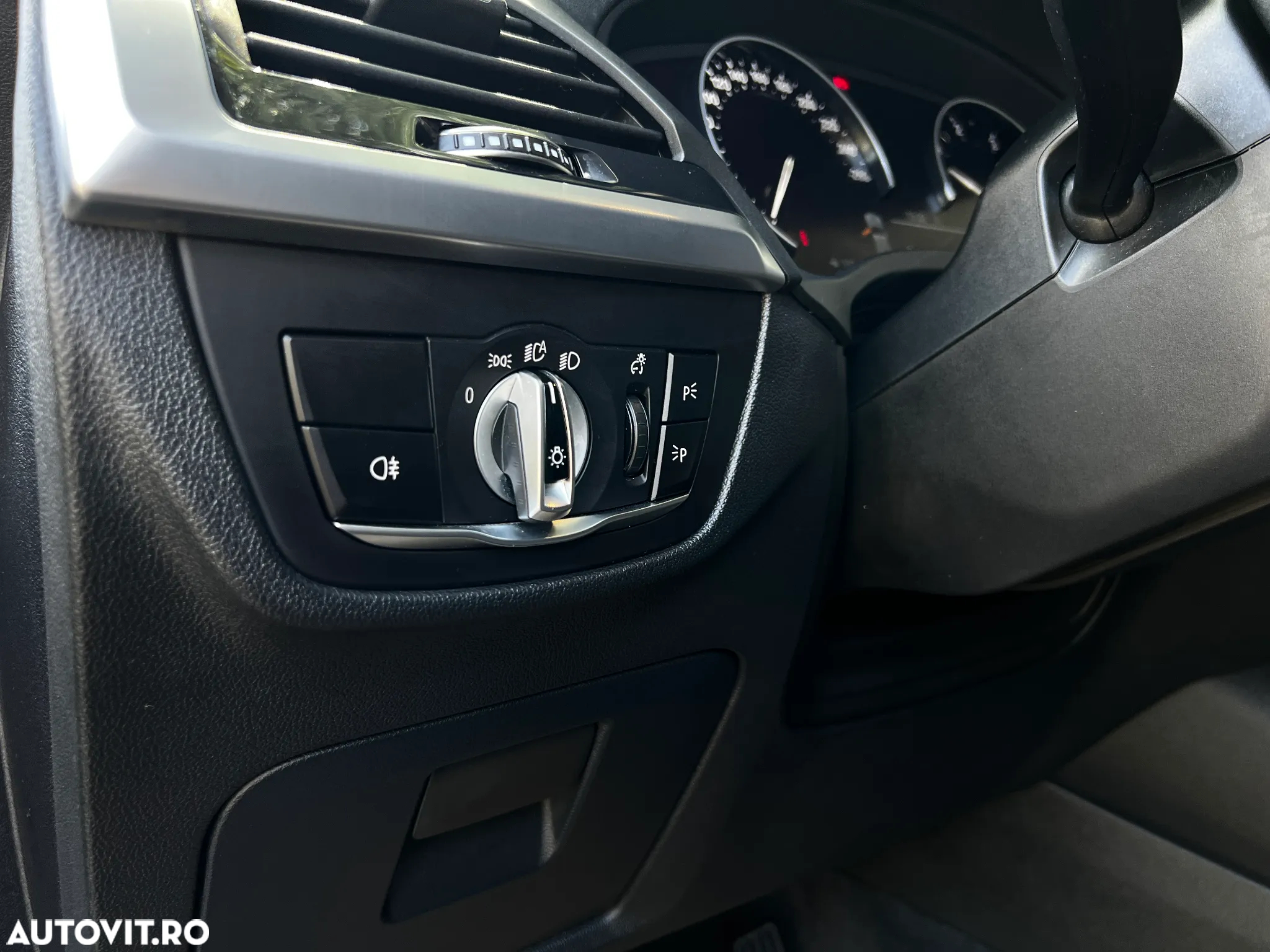 BMW X3 xDrive20d AT Advantage - 22