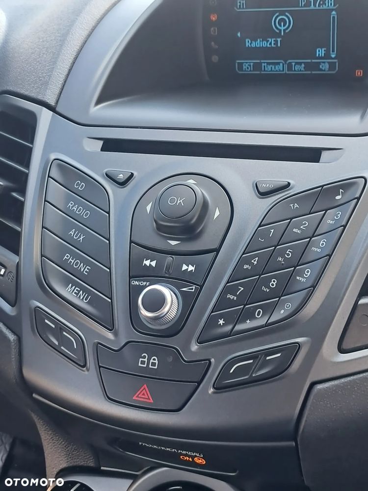 Ford Fiesta 1.0 Champions Edition - 7