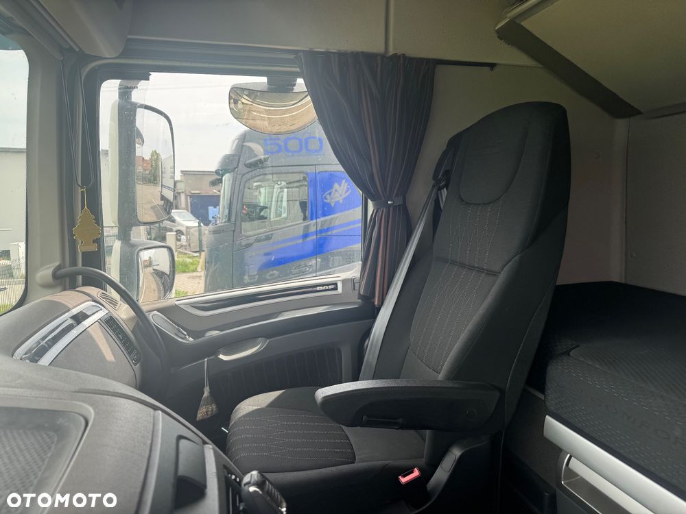 DAF XF - 9