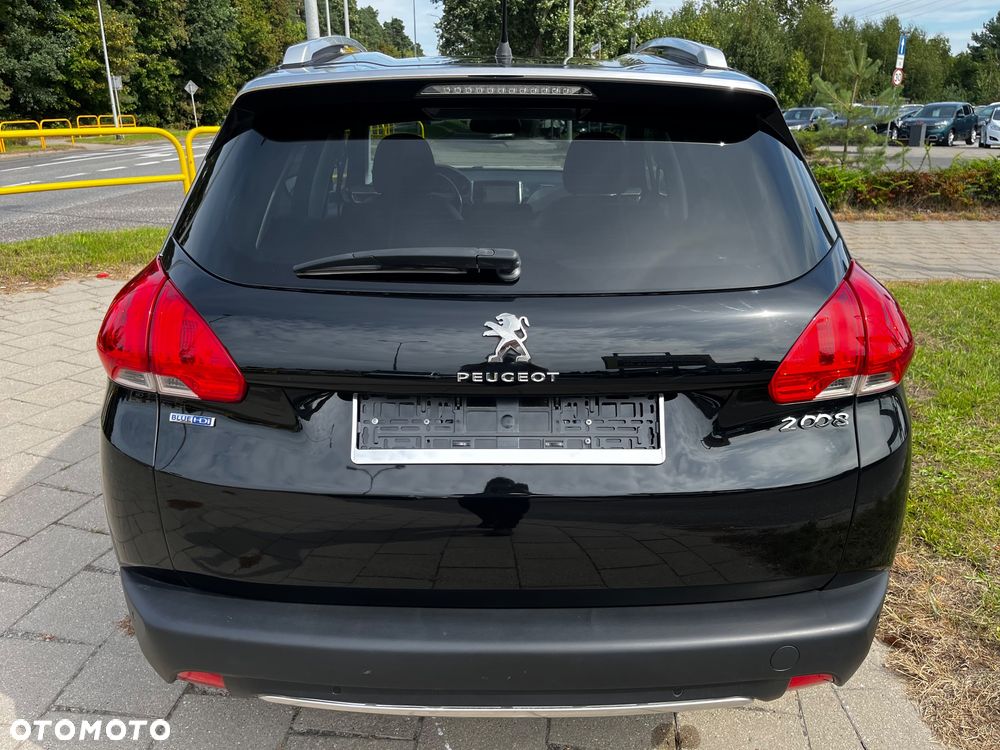 Peugeot 2008 BlueHDi FAP 120 STOP & START Allure - 11