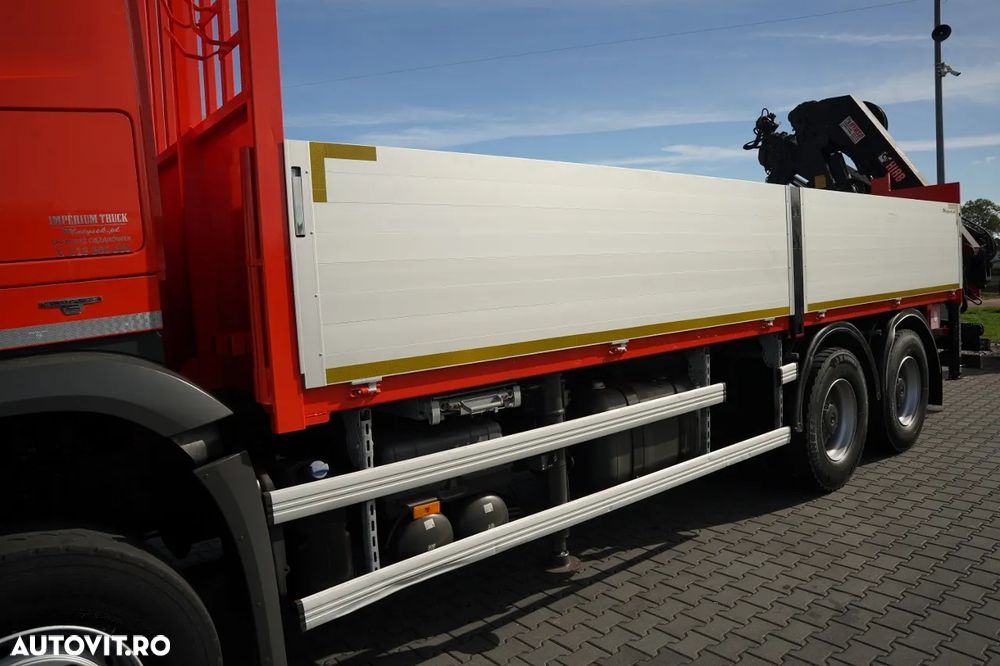Mercedes-Benz AROCS 2640 / 6x4 / CAROSERIE BALANȚĂ - 6,5 M / MACARA HIAB X-HIDUO 188 ES-5 / CAPACITATE MAXIMĂ DE RIDICARE: 5.200 KG / ROTATOARE / TELECOMANDĂ / PODEA RESISTENTĂ / TRANSMISIE AUTOMATĂ - 18