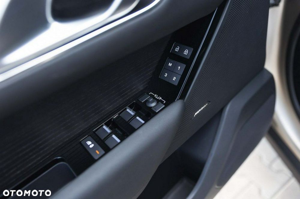 Land Rover Range Rover Velar - 15