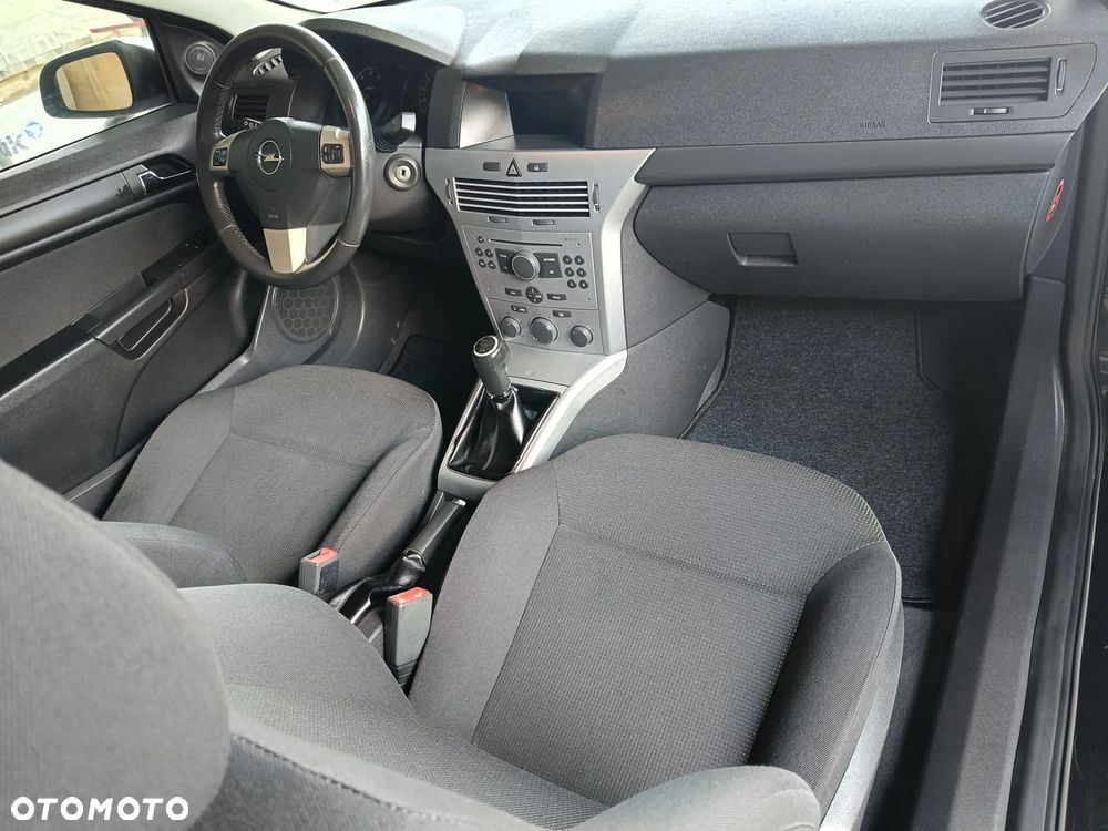 Opel Astra - 11