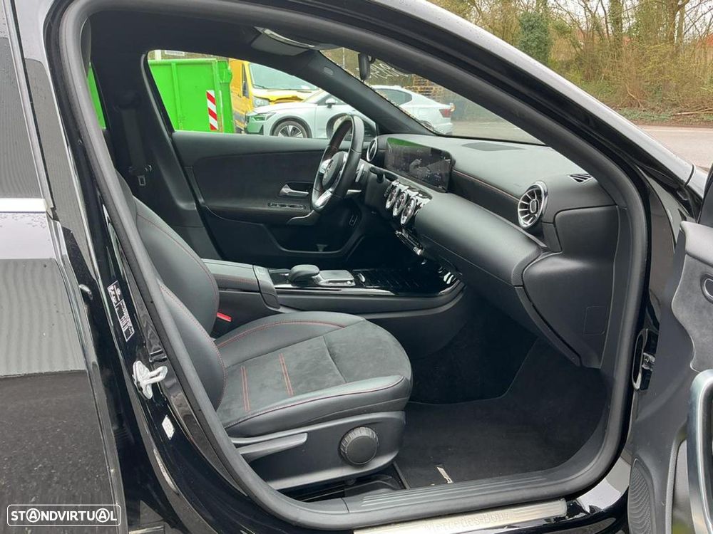 Mercedes-Benz A 250 e AMG Line - 11
