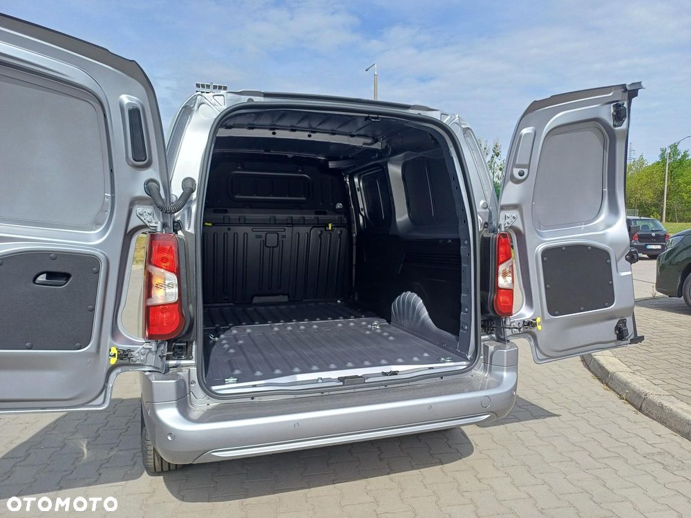 Toyota Proace City - 7
