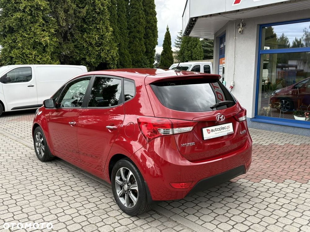 Hyundai ix20 - 8