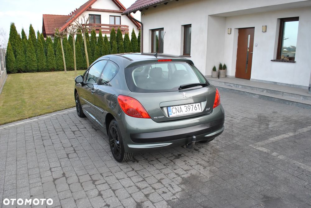 Peugeot 207 1.4 16V U Move - 14