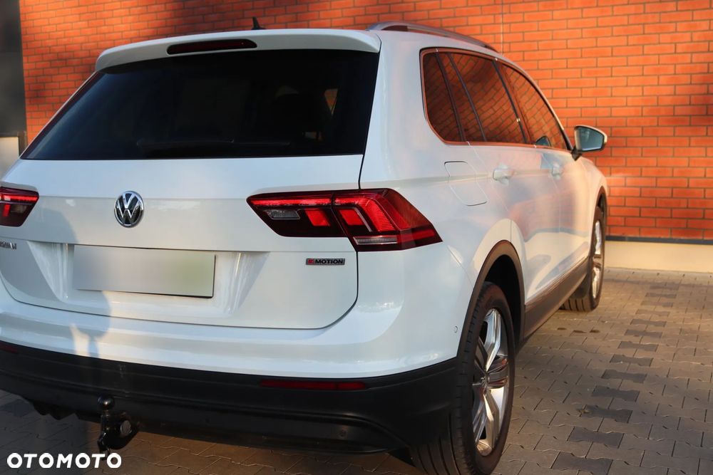 Volkswagen Tiguan - 11