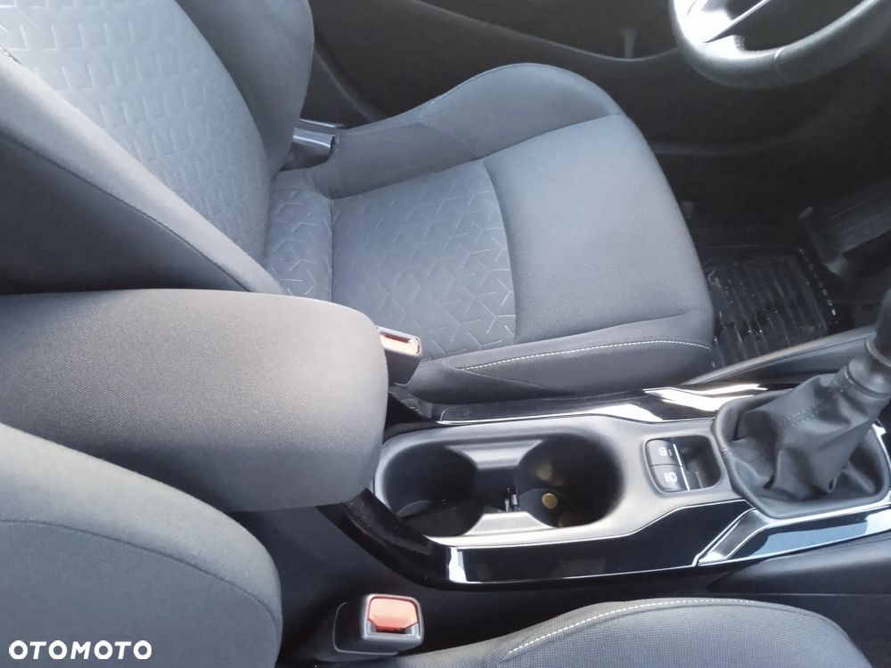 Toyota Corolla 1.2 T Active - 12