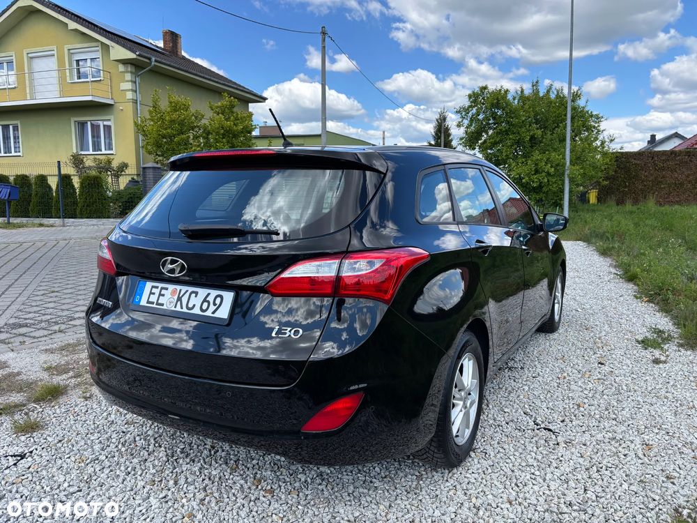 Hyundai i30 Kombi 1.6 CRDI Select - 5