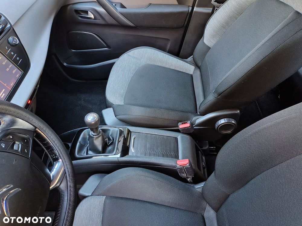 Citroën C4 SpaceTourer - 10