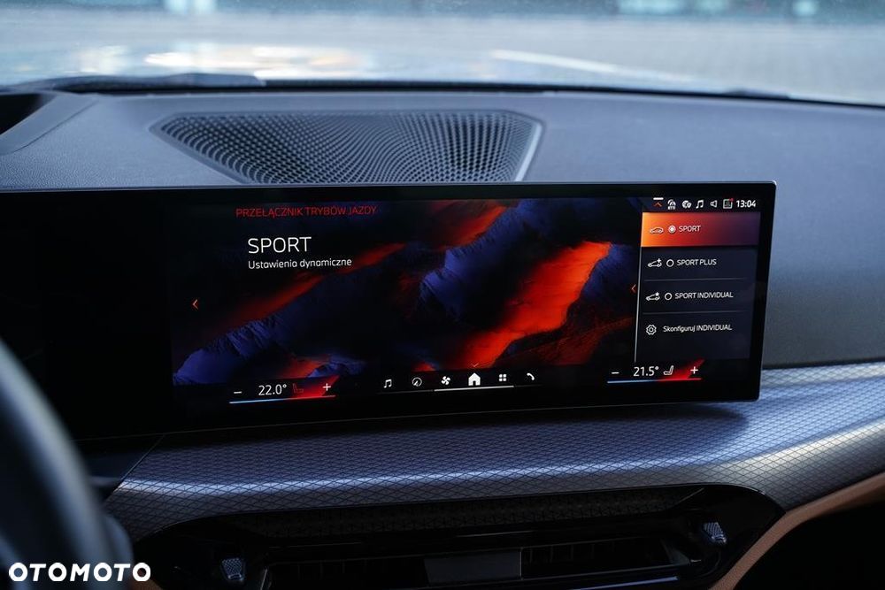 BMW Seria 3 330i xDrive M Sport - 13