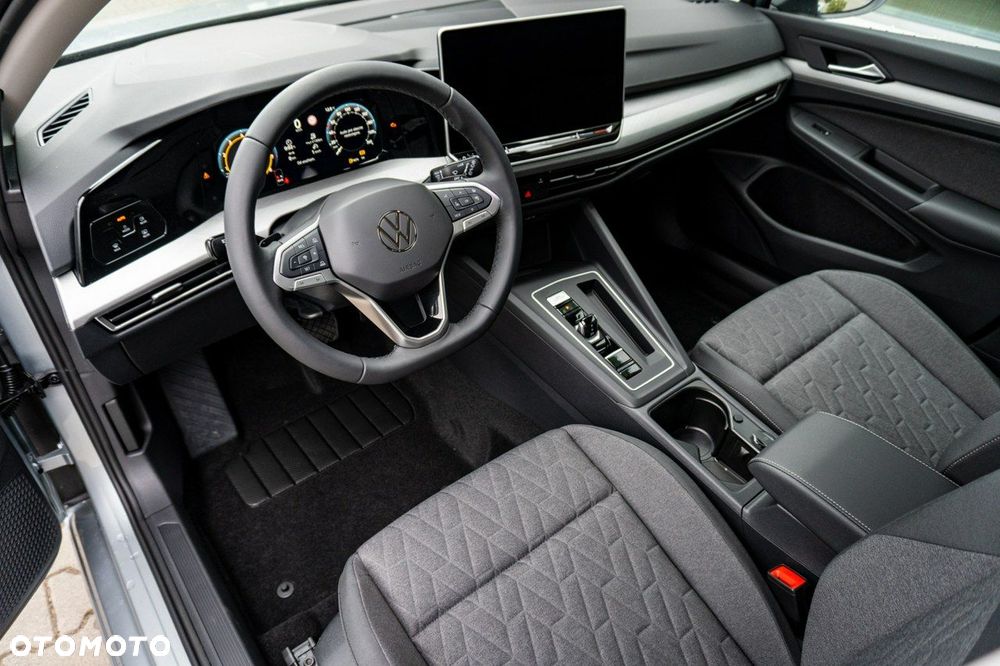 Volkswagen Golf - 12