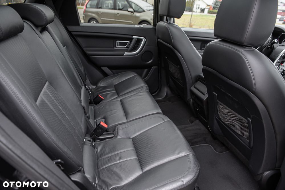 Land Rover Discovery Sport - 31