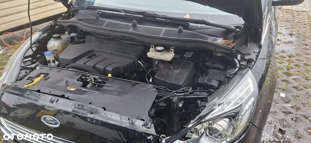 Ford S-Max 2.0 TDCi Titanium PowerShift - 25