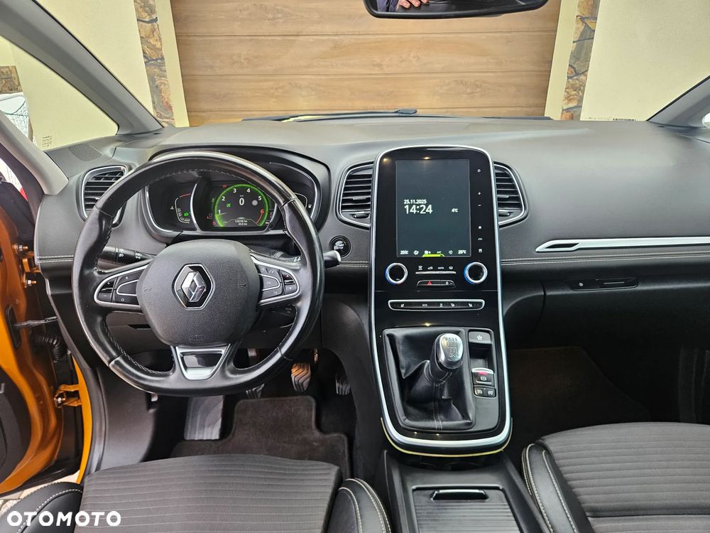 Renault Scenic 1.2 TCe Energy Bose - 28