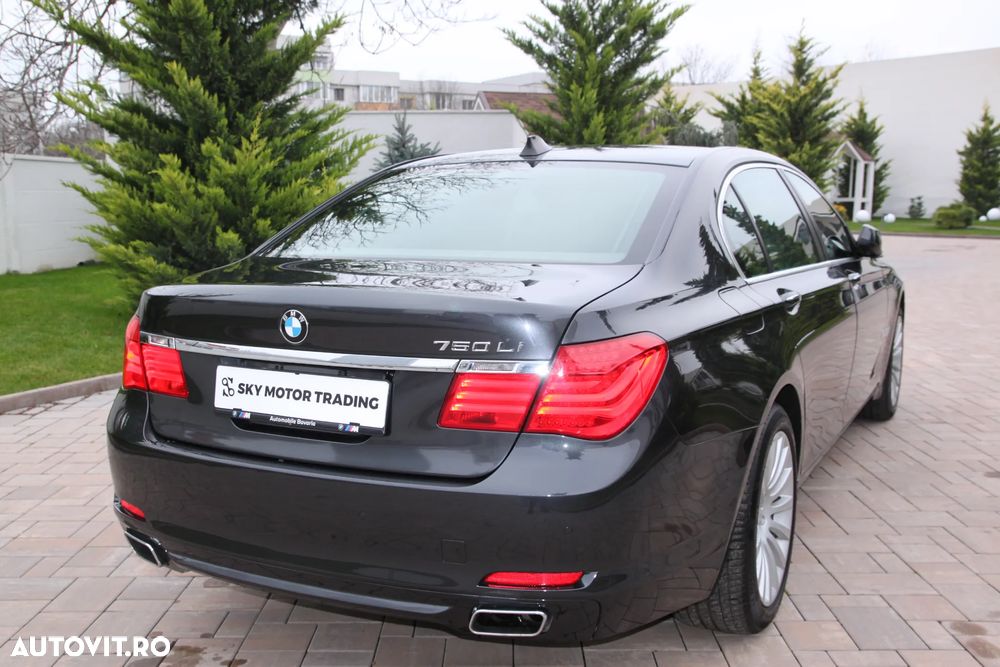BMW Seria 7 750Li Aut. - 17