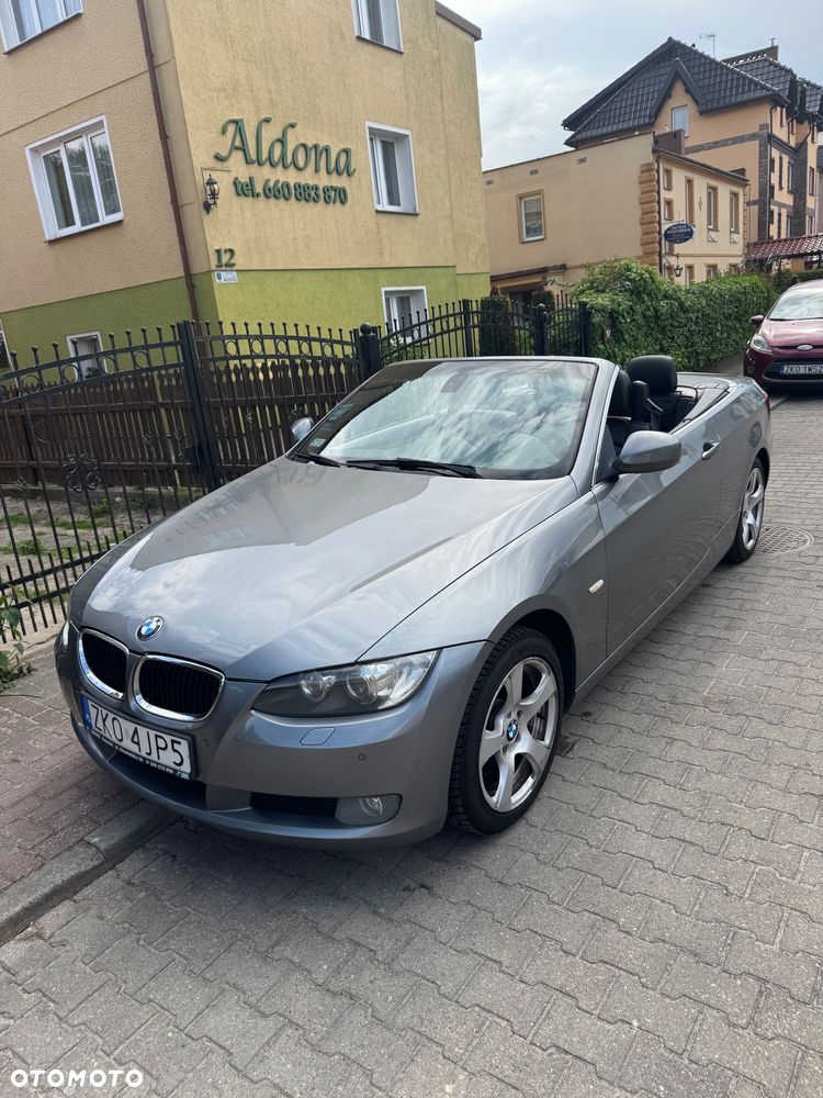 BMW Seria 3 320i - 9