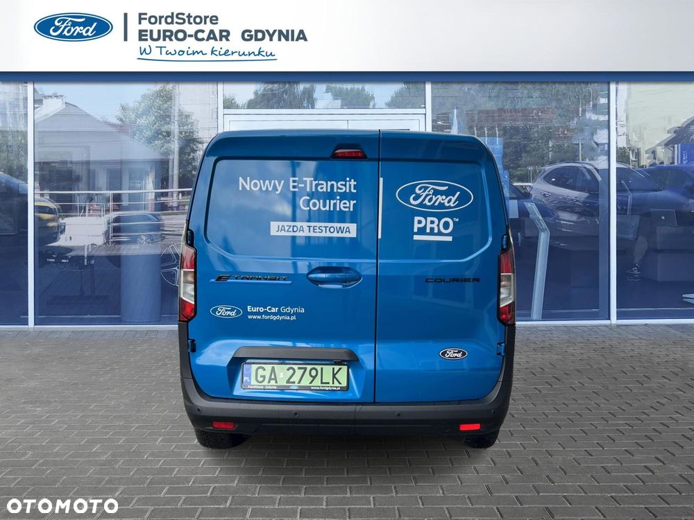 Ford Transit Courier - 7