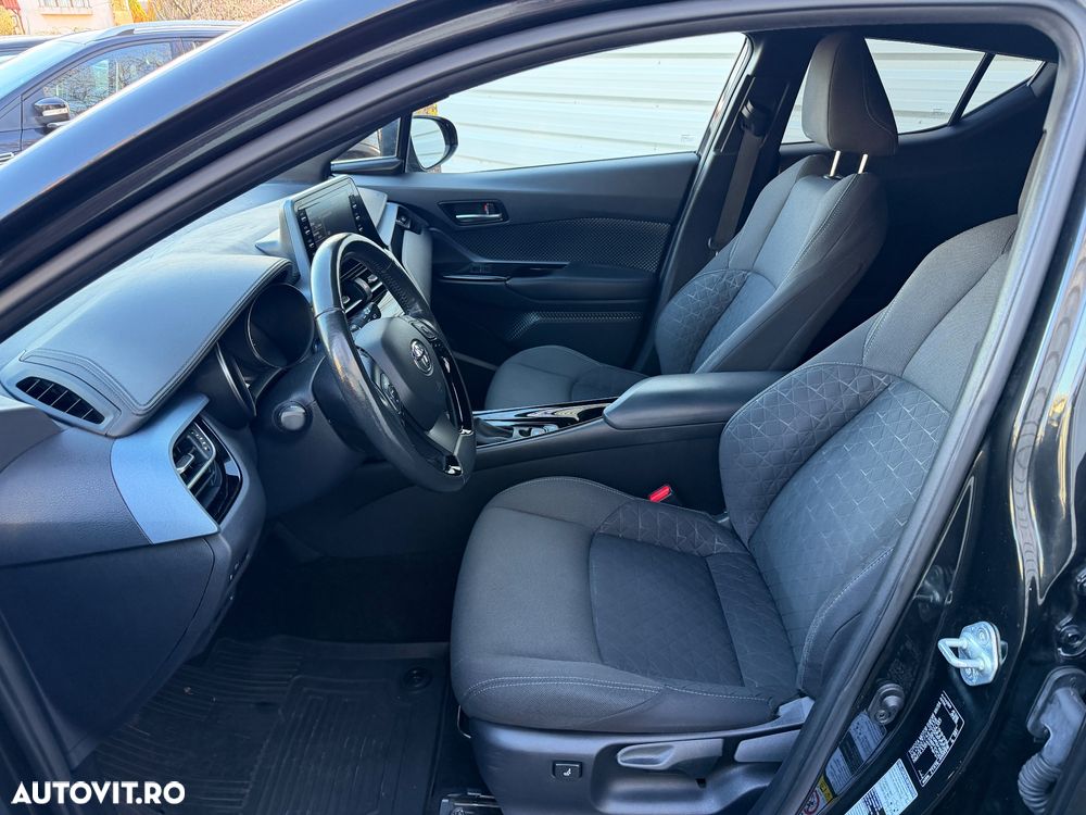 Toyota C-HR Hybrid Club - 21
