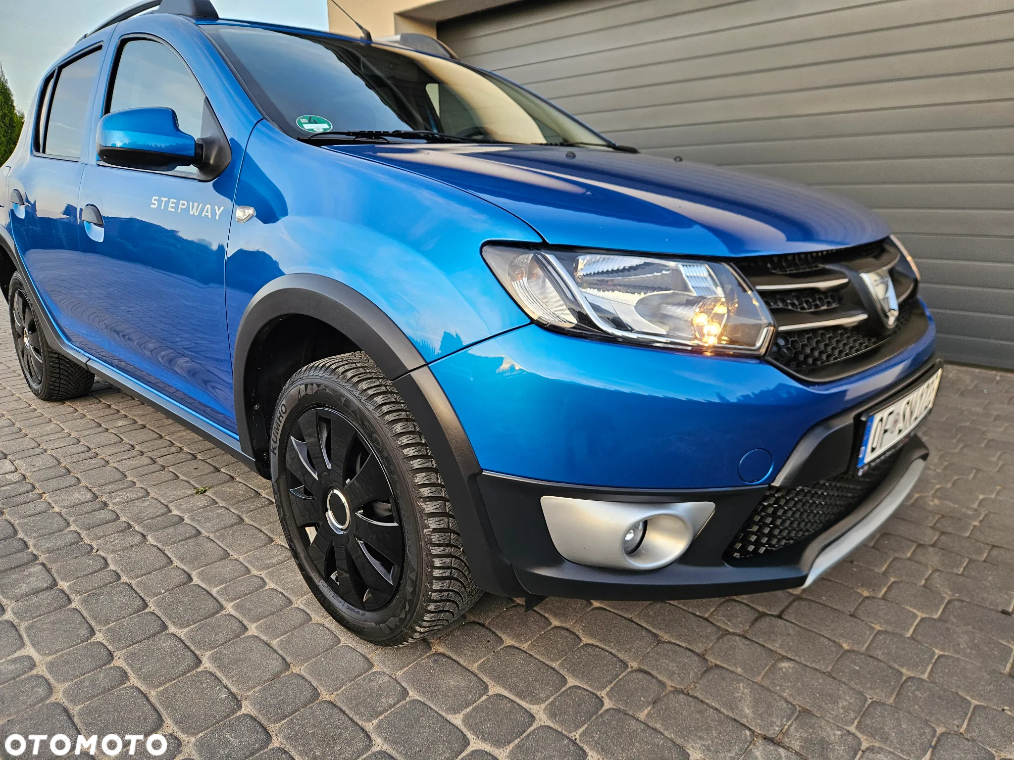 Dacia Sandero TCe 90 S&S Celebration - 12