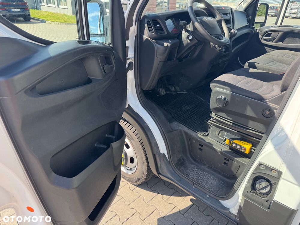 Iveco DAILY 35C14 wywrotka hak tylko 62tys.km!!! - 23