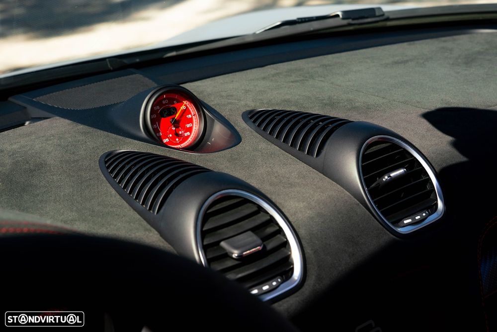 Porsche 718 Spyder RS - 43