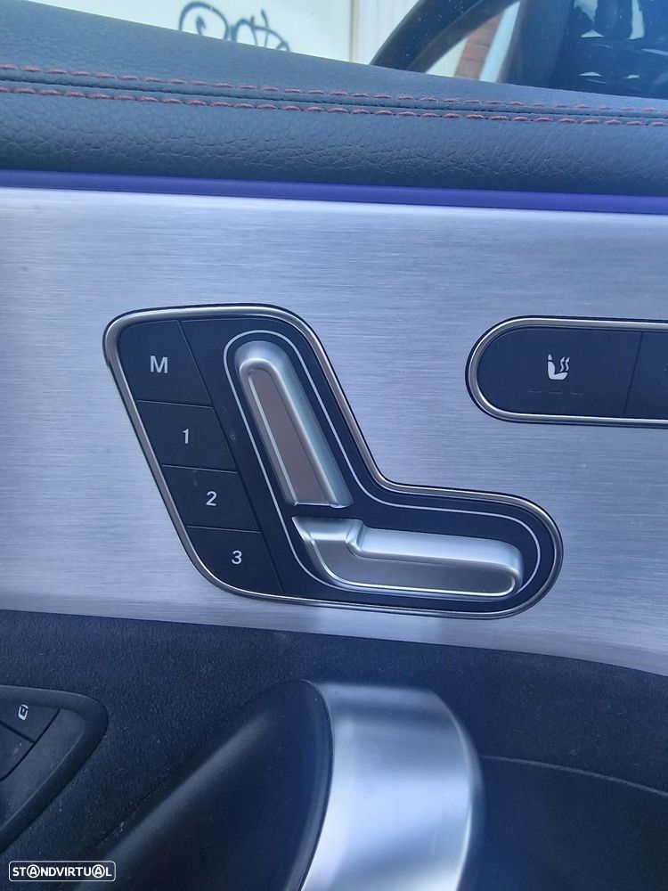 Mercedes-Benz CLA 250 e 8G-DCT AMG Line - 4