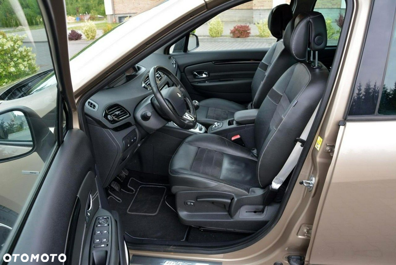 Renault Scenic - 16