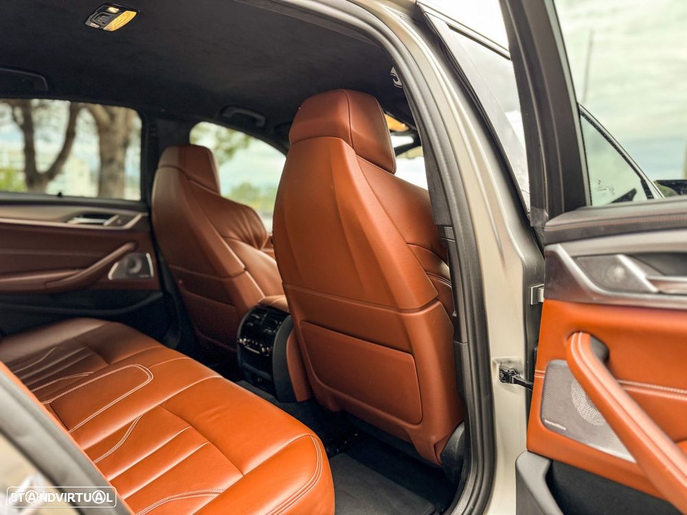 BMW M5 Standard - 38