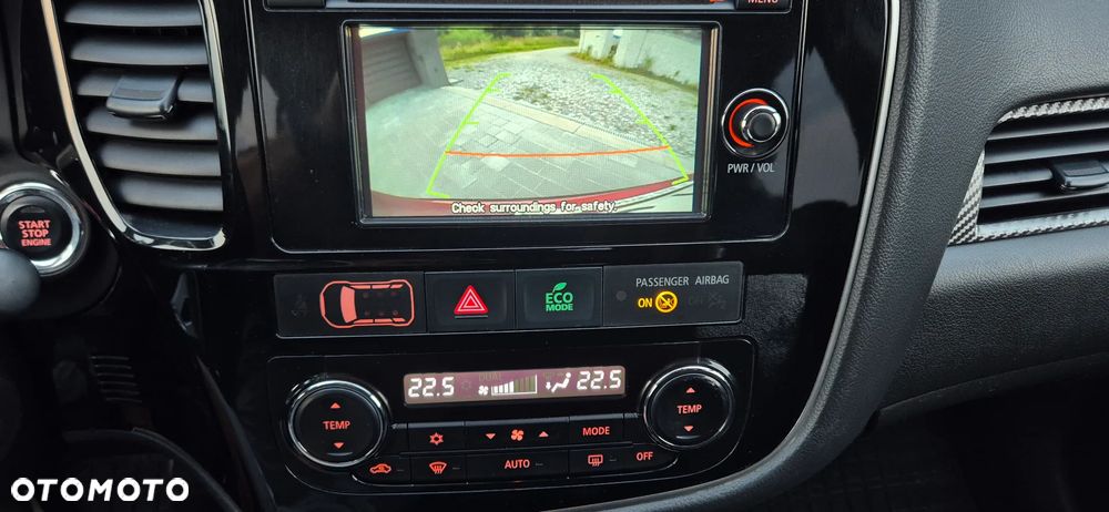 Mitsubishi Outlander 2.0 Intense + 4WD CVT - 19