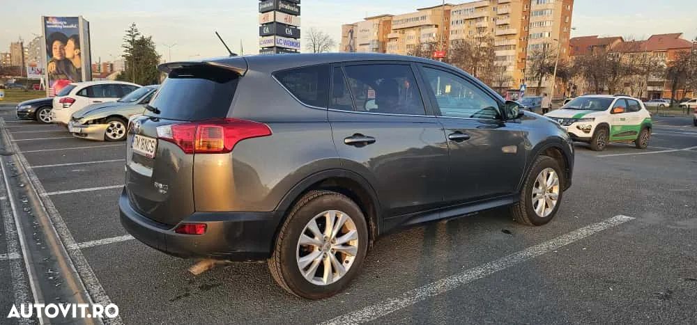Toyota RAV4 2.2 D-4CAT 4WD Aut Executive - 5