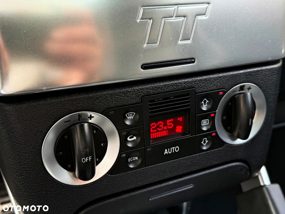 Audi TT Coupé - 10