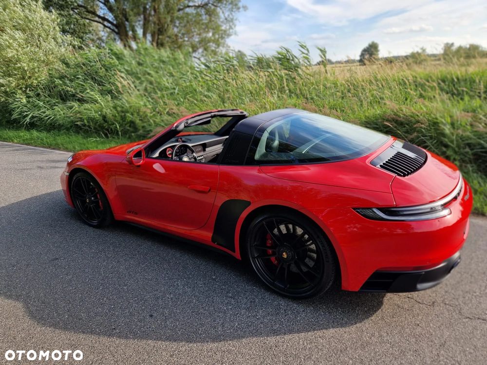 Porsche 911 Targa 4 GTS - 2