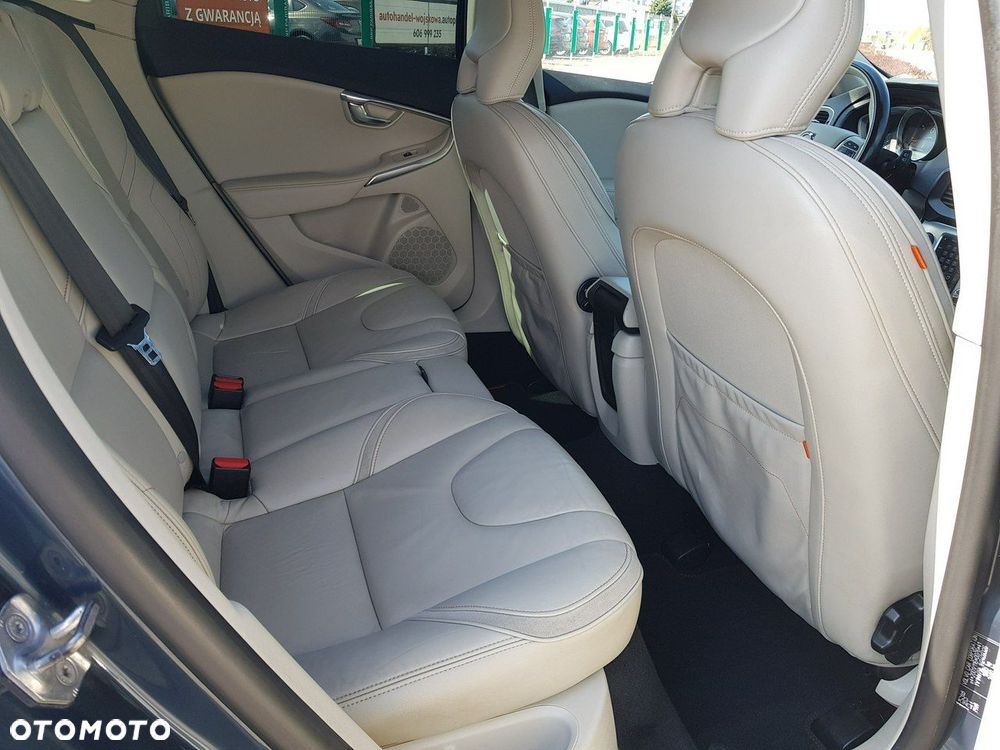 Volvo V40 D3 Ocean Race - 15