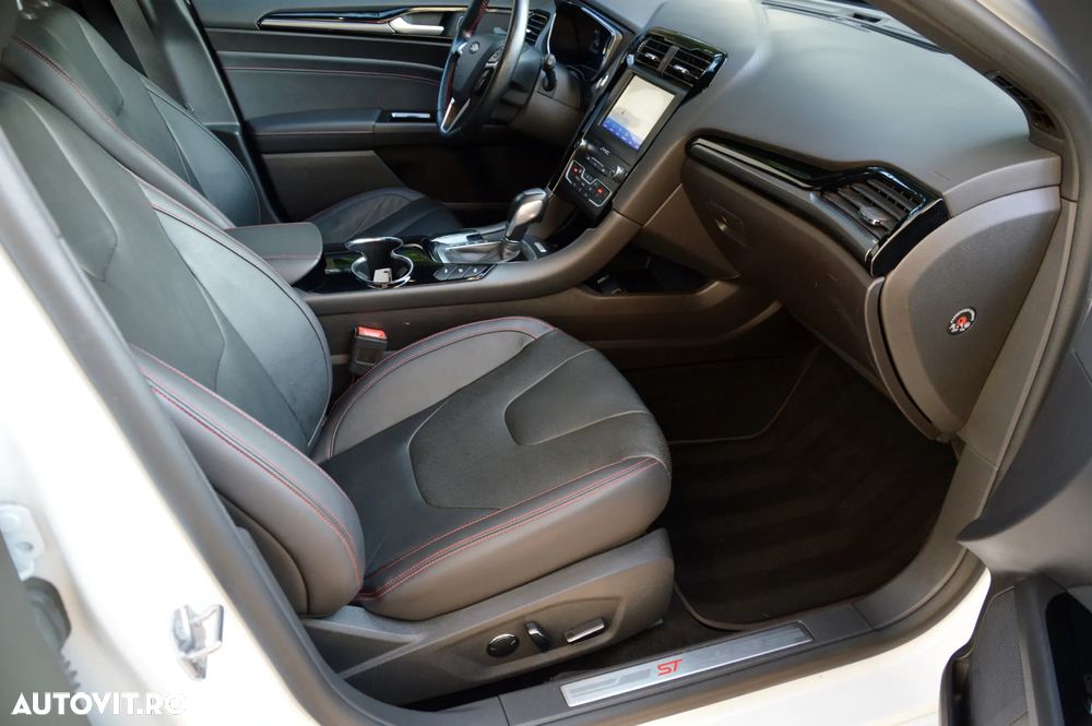 Ford Mondeo Turnier 2.0 Ti-VCT Hybrid ST-Line - 36