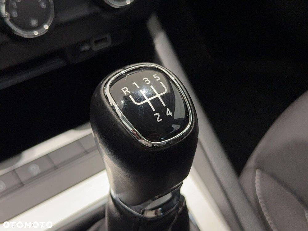 Skoda Octavia 1.6 TDI SCR Ambition - 25