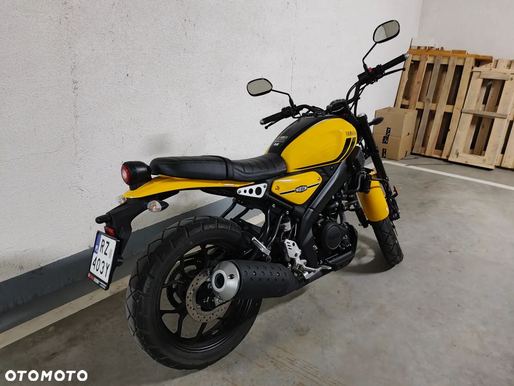 Yamaha XSR - 6